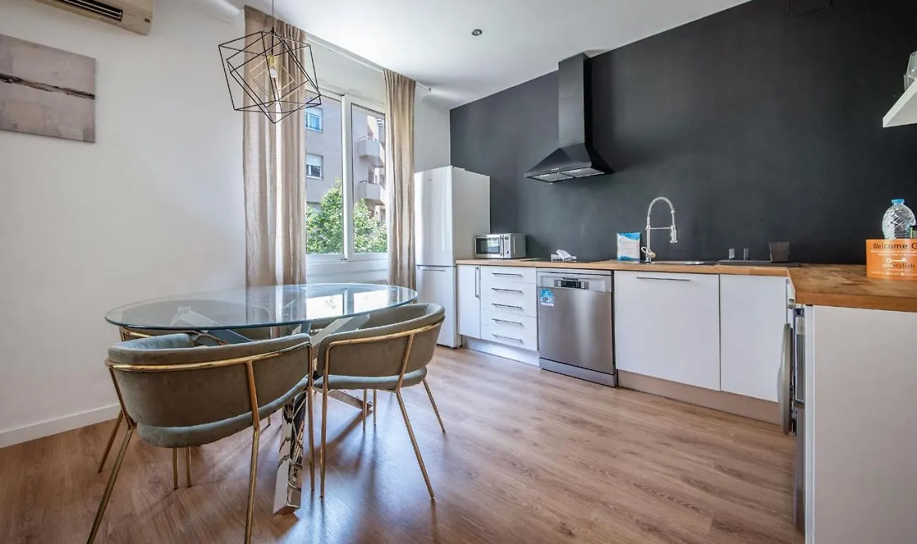 Apartamento De Cuatro Dormitorios En Calle Aribau You Stylish Apartments Barcelona 0*,  Spanien